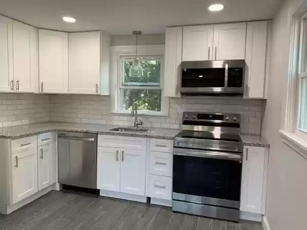 Building Photo - 15 Boyden Dr