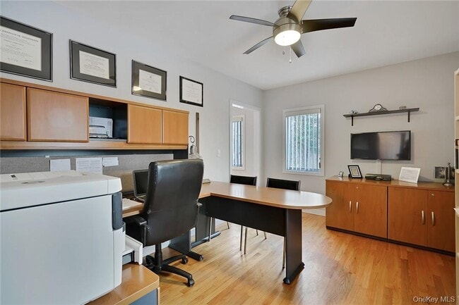 Building Photo - 99 Summit Ave