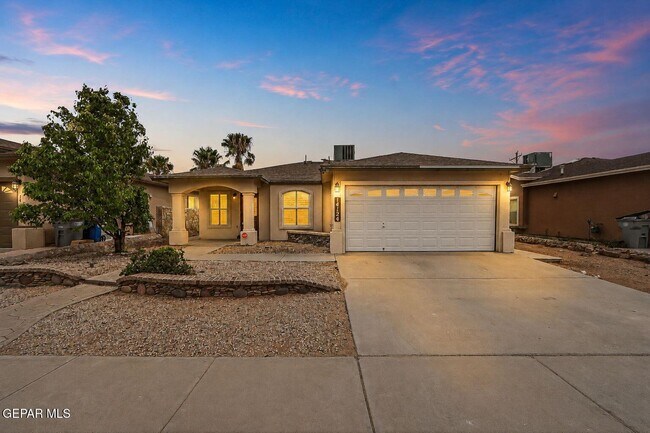 Building Photo - 14124 Honey Point Dr
