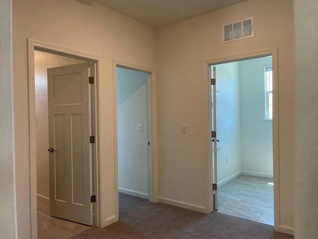 Building Photo - 2144 Brave Hawk Loop