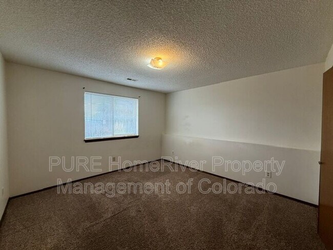 Building Photo - 1122 Yuma St