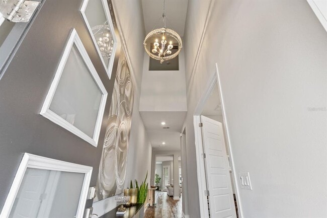 Building Photo - 9947 Summerlake Groves St