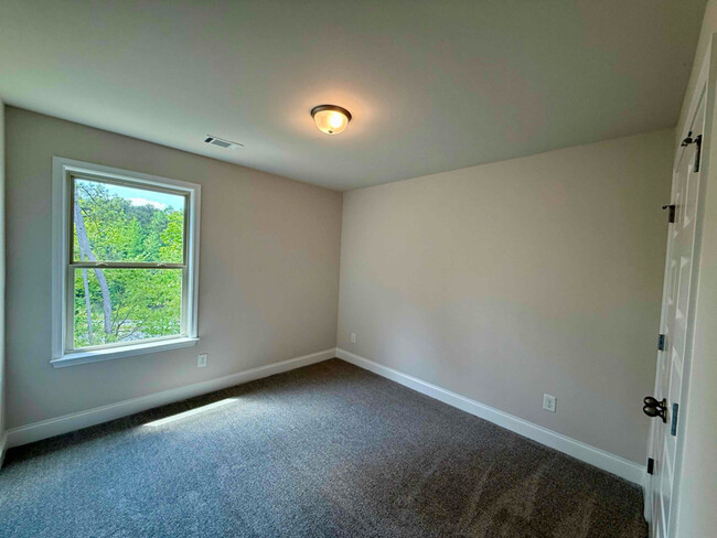 Building Photo - 3338 Sir Gregory Manor NW