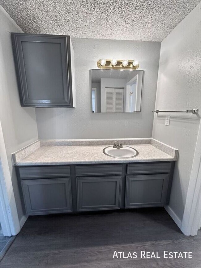 Building Photo - 461 El Paso Blvd