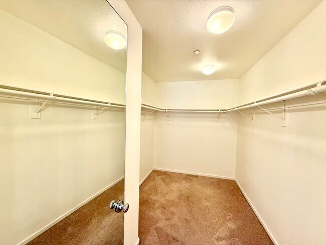 Building Photo - COMING SOON!| $3,750/ 3 BR – BEAUTIFUL ARDENWOOD HOME IN PRIME FREMONT LOCATION!