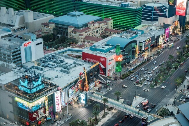 Building Photo - 3750 S Las Vegas Blvd