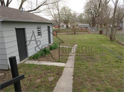 Building Photo - 312 E South St