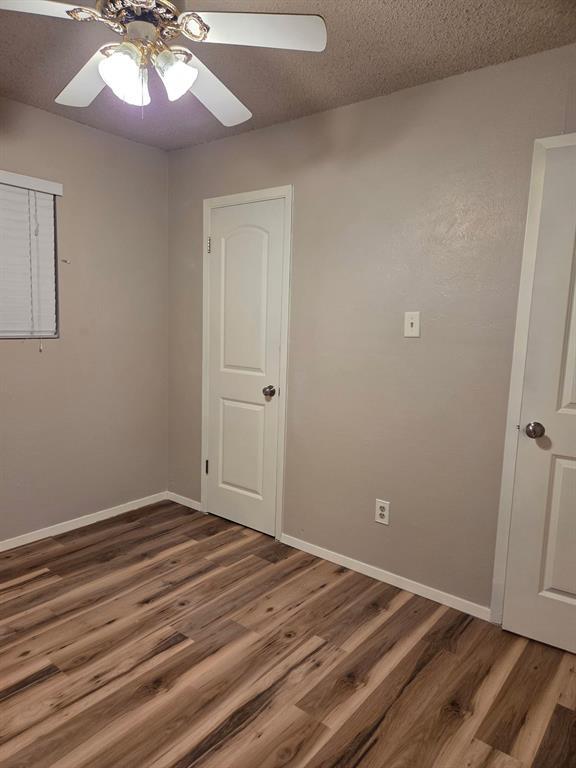 Building Photo - 5410 Burgundy Dr