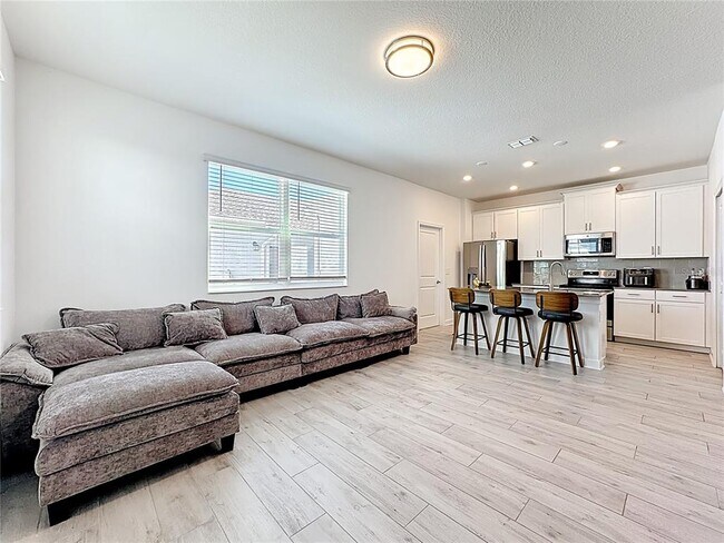 Building Photo - 3077 Ella Wy