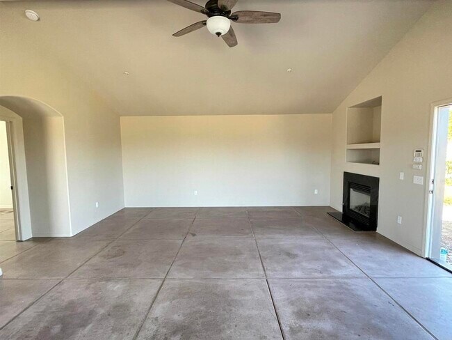 Building Photo - 12478 Hillpoint Ct