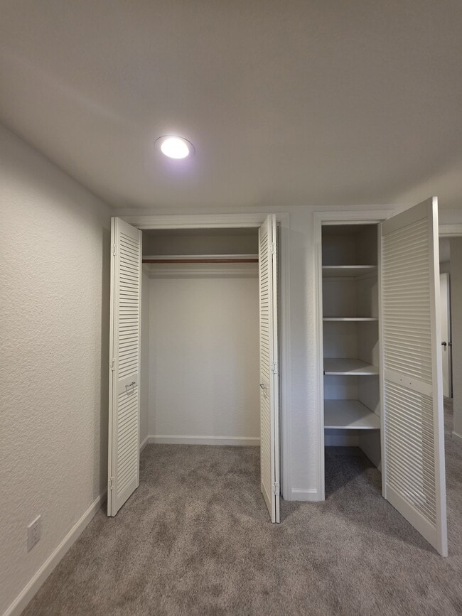 Building Photo - 963 Parkway Dr NW