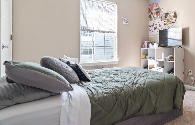 Building Photo - 2051 W Windgate Ct