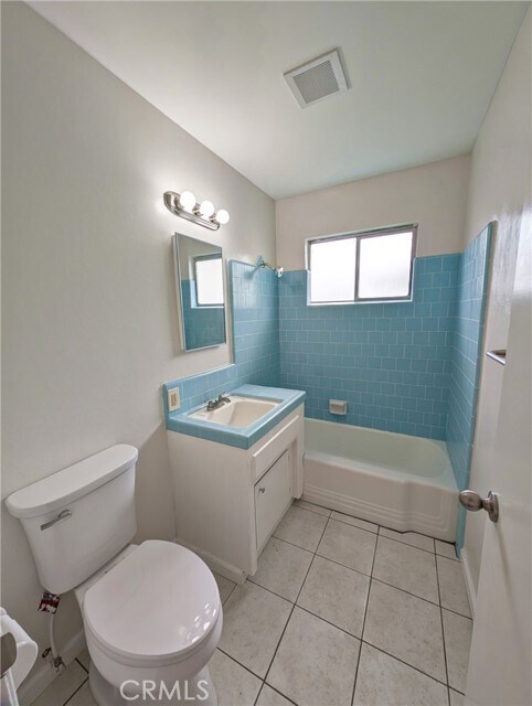 Building Photo - 877 Pearl Dr