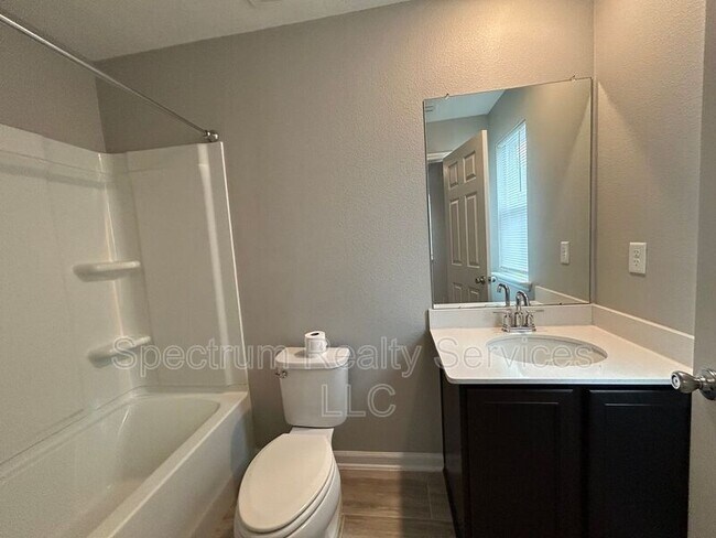 Building Photo - 9798 Fiddleback Ln