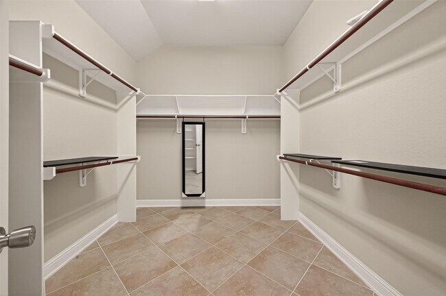 Building Photo - 107 Angel Hollow Ln