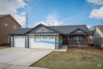 Building Photo - 3-Bedroom, 2-Bathroom Home with 3-Car Gara...