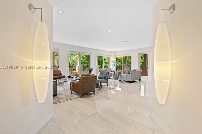 Building Photo - 13633 Deering Bay Dr