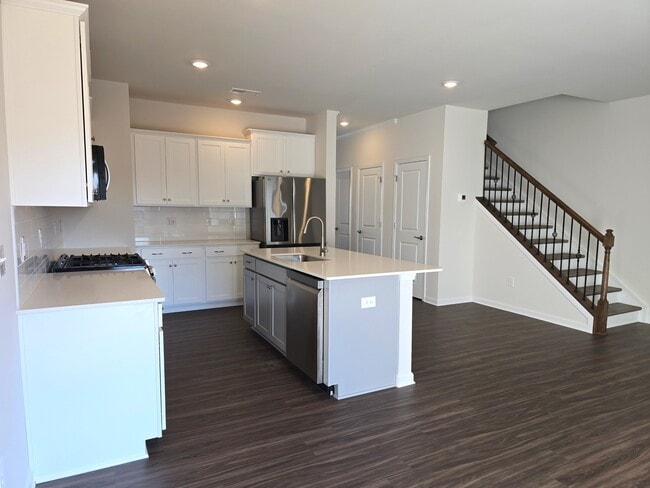 Building Photo - 1852 Pheasant Trce Cir