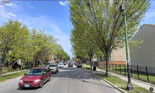 Building Photo - 310 S Springfield Ave