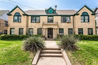 Building Photo - 5918 La Vista Dr