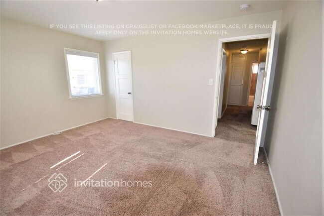 Building Photo - 1623 W 110th St