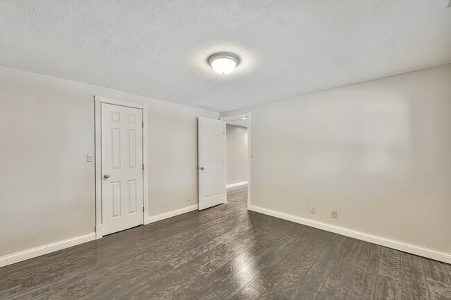 Building Photo - 20401 Matterhorn Dr