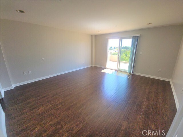 Building Photo - 1488 Rexford Dr