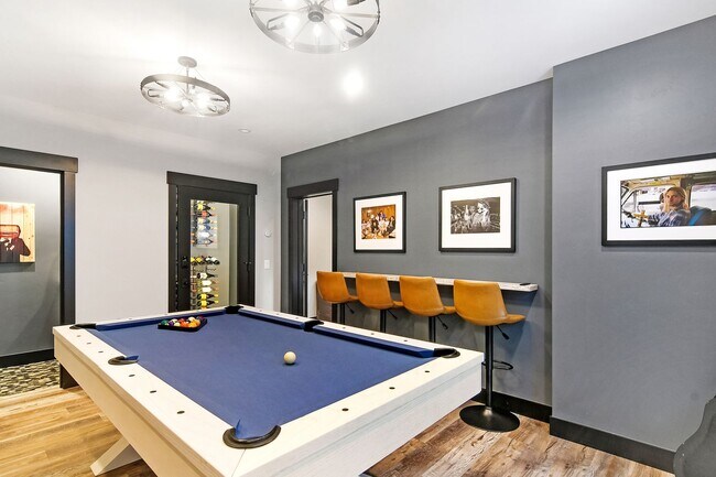 Building Photo - Summer in Downtown, historic Breckenridge! Luxury Home, Walk to Everything!