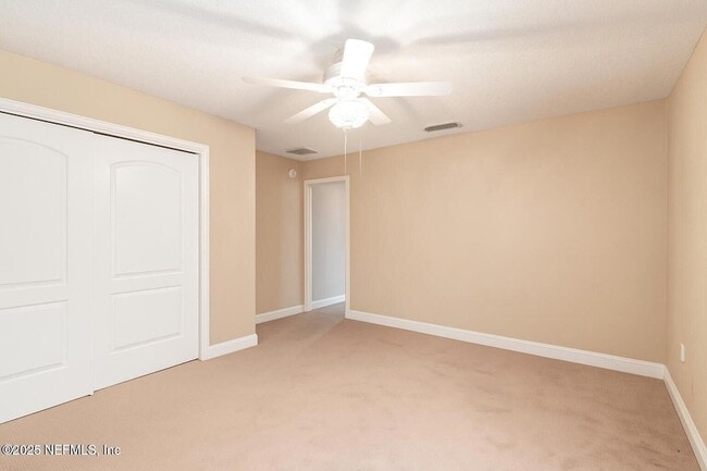 Building Photo - 11725 Paddock Gates Dr