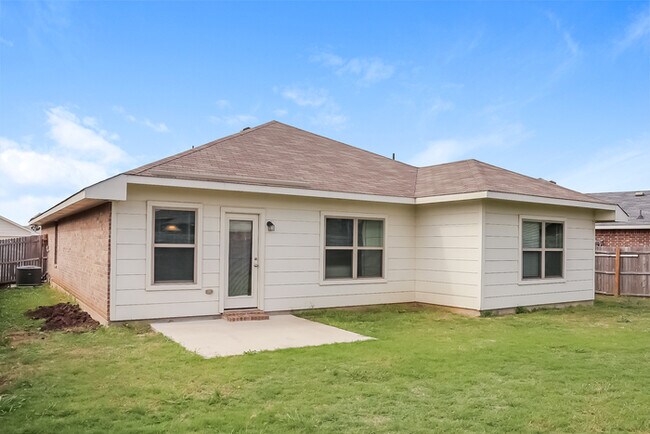 Building Photo - 9132 Abaco Way