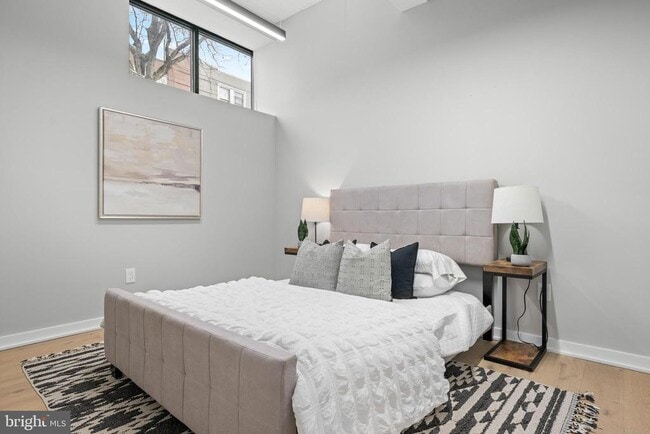 Building Photo - 36 N Narberth Ave