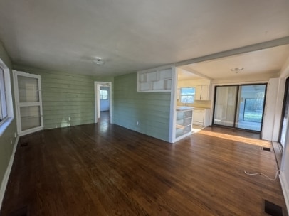 Building Photo - 1722 Pine Ave