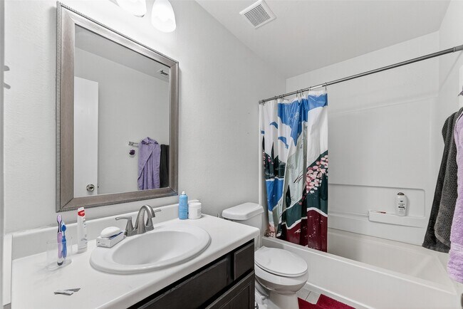 Building Photo - 20638 Patriot Park Ln
