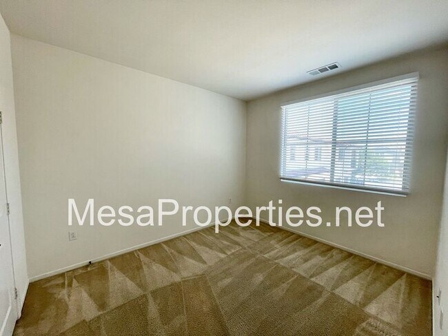 Building Photo - 3230 E Yountville Dr