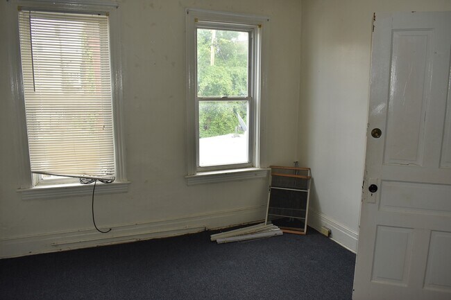 Bedroom - 32 Welsford St