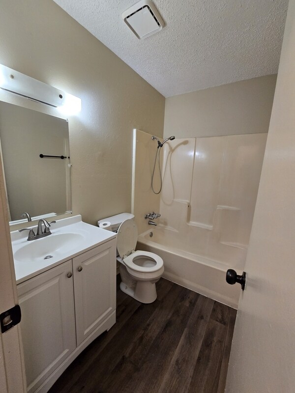 Building Photo - 6841 Brown St