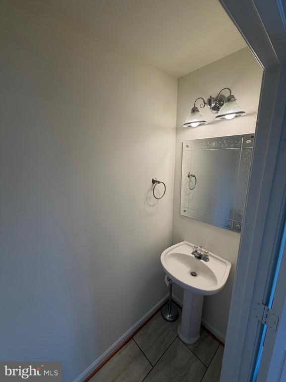 Building Photo - 9068 Falcon Glen Ct