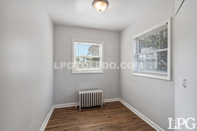 Building Photo - 1411 Potomac Dr