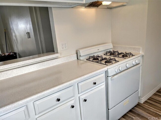 Building Photo - 34042 Alcazar Dr