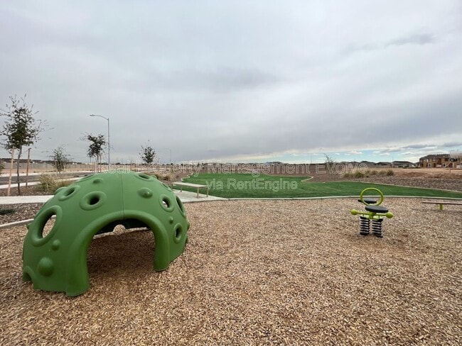 Building Photo - 9614 W Agora Ln