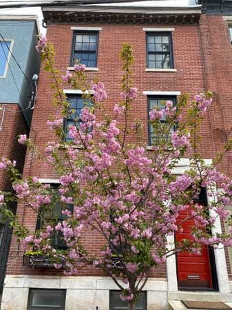 Building Photo - 406 Fairmount Ave