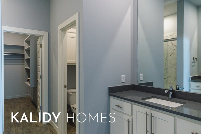 Building Photo - 504 Remington Ave