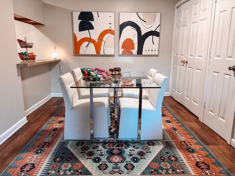 Interior Photo - Town & Country Apartments