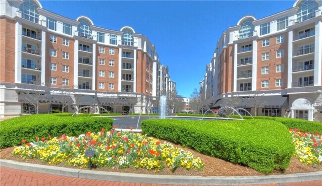 Building Photo - 4625 Piedmont Row Dr