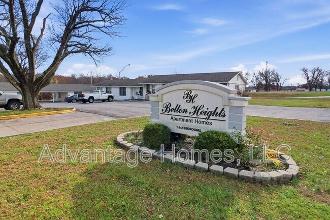 Building Photo - 1007 N Scott Ave