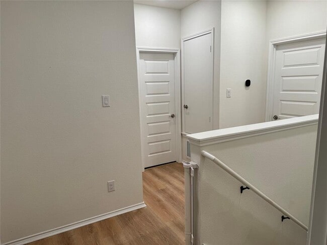 Building Photo - 256 Benmyrtle Trl