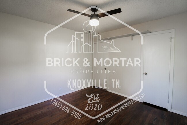 Building Photo - 2725 Keith Ave