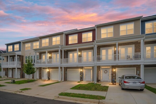 Building Photo - Your Next Home: Modern 3-Level Townhome with Garage, Deck & Huge Flex Space
