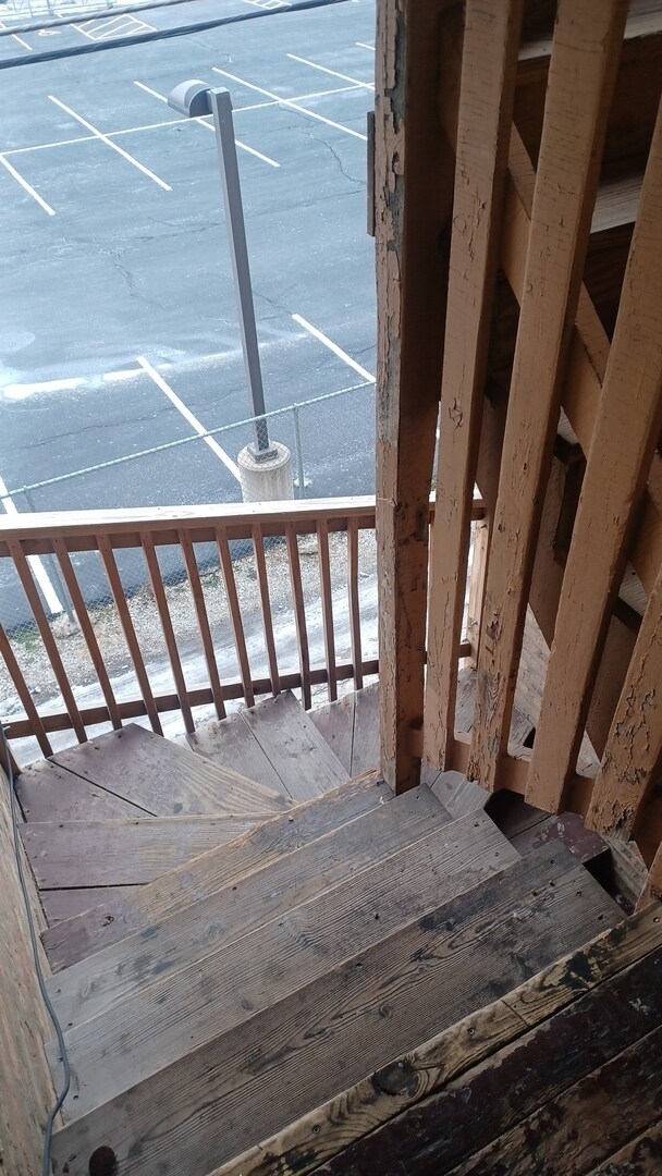 Building Photo - 5132 W 21st St