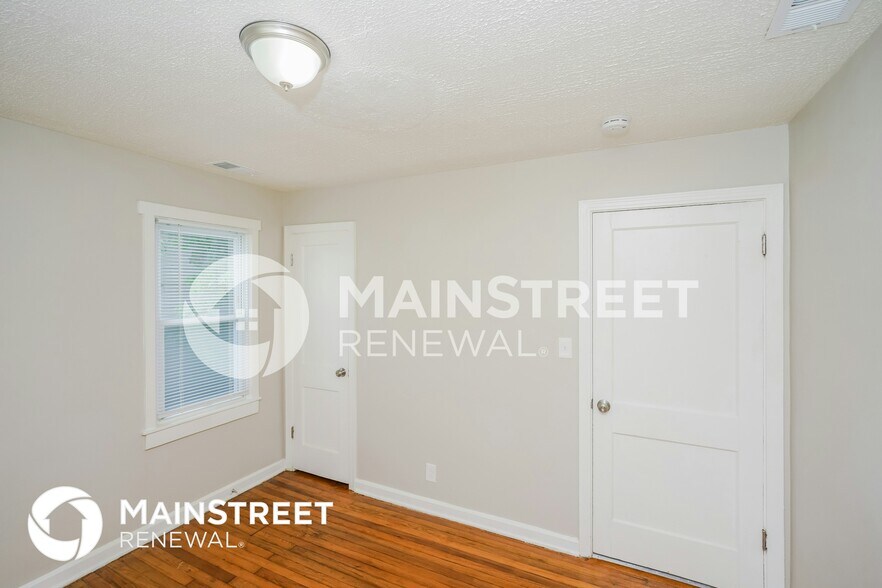 Building Photo - 3002 Penway Ave
